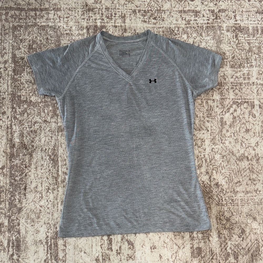 Under Armour Women's Heather Gray V-Neck Tee